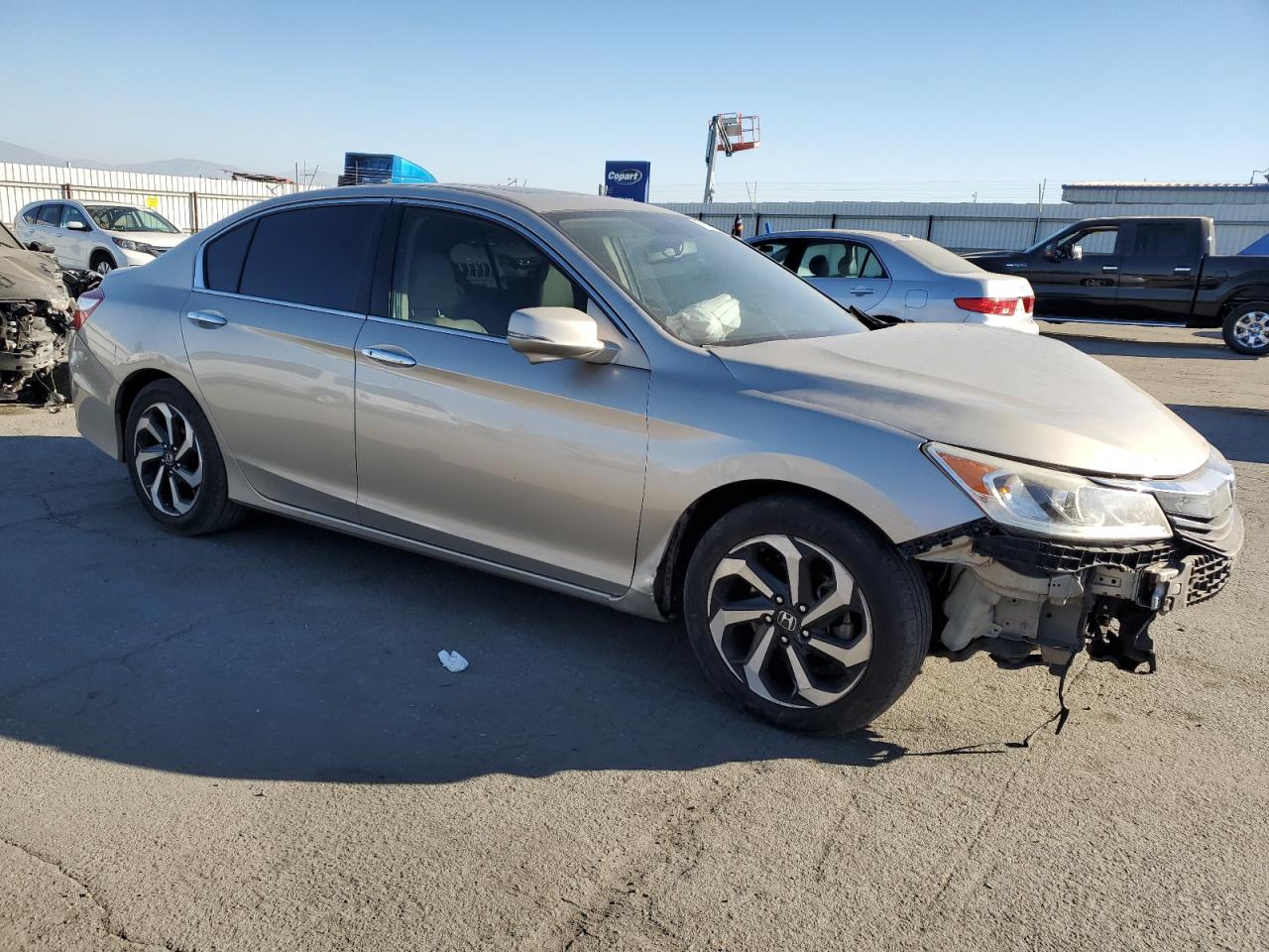 VIN 1HGCR2F87GA001860 2016 HONDA ACCORD no.4