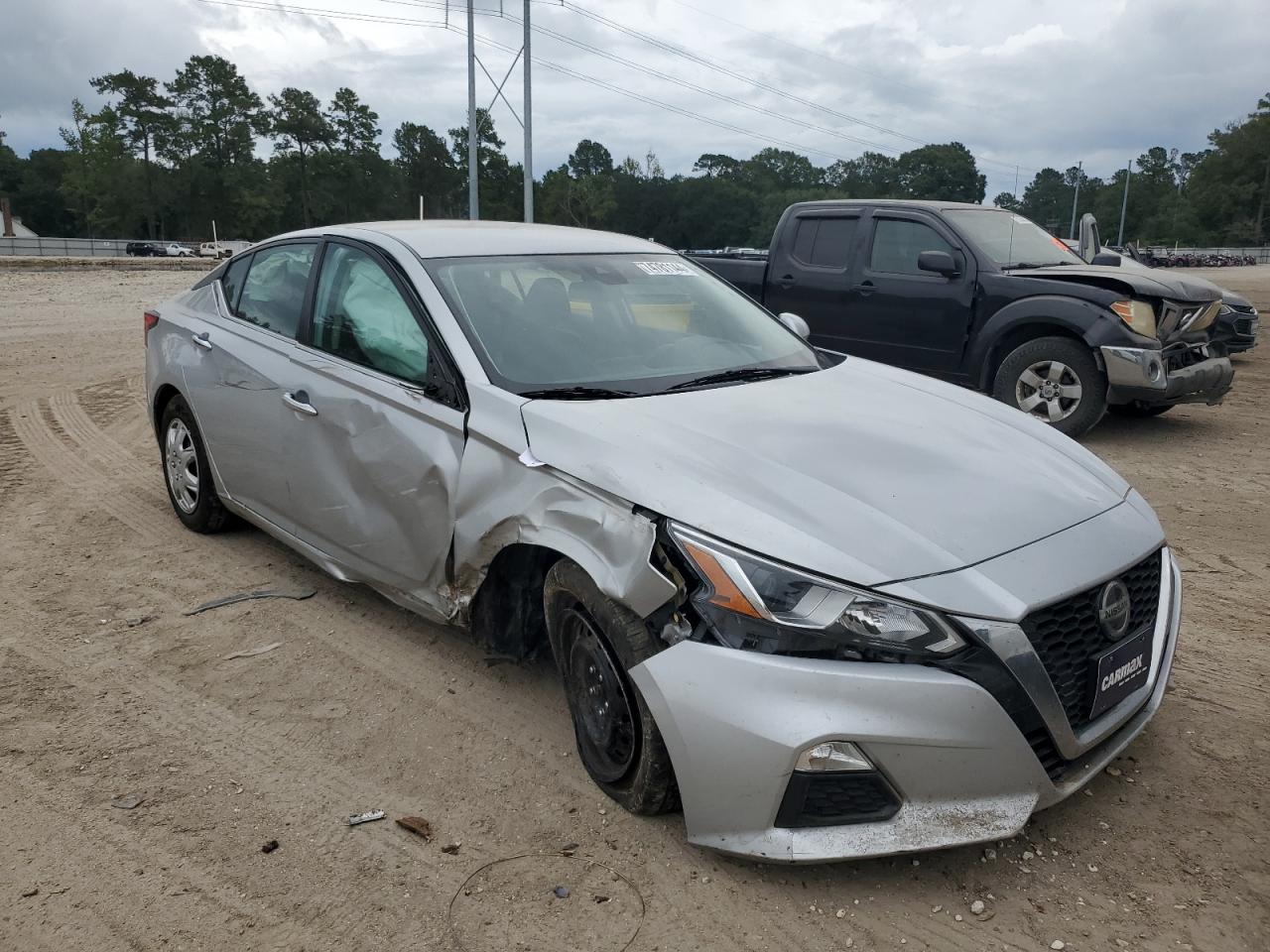 2021 Nissan Altima - Image 4