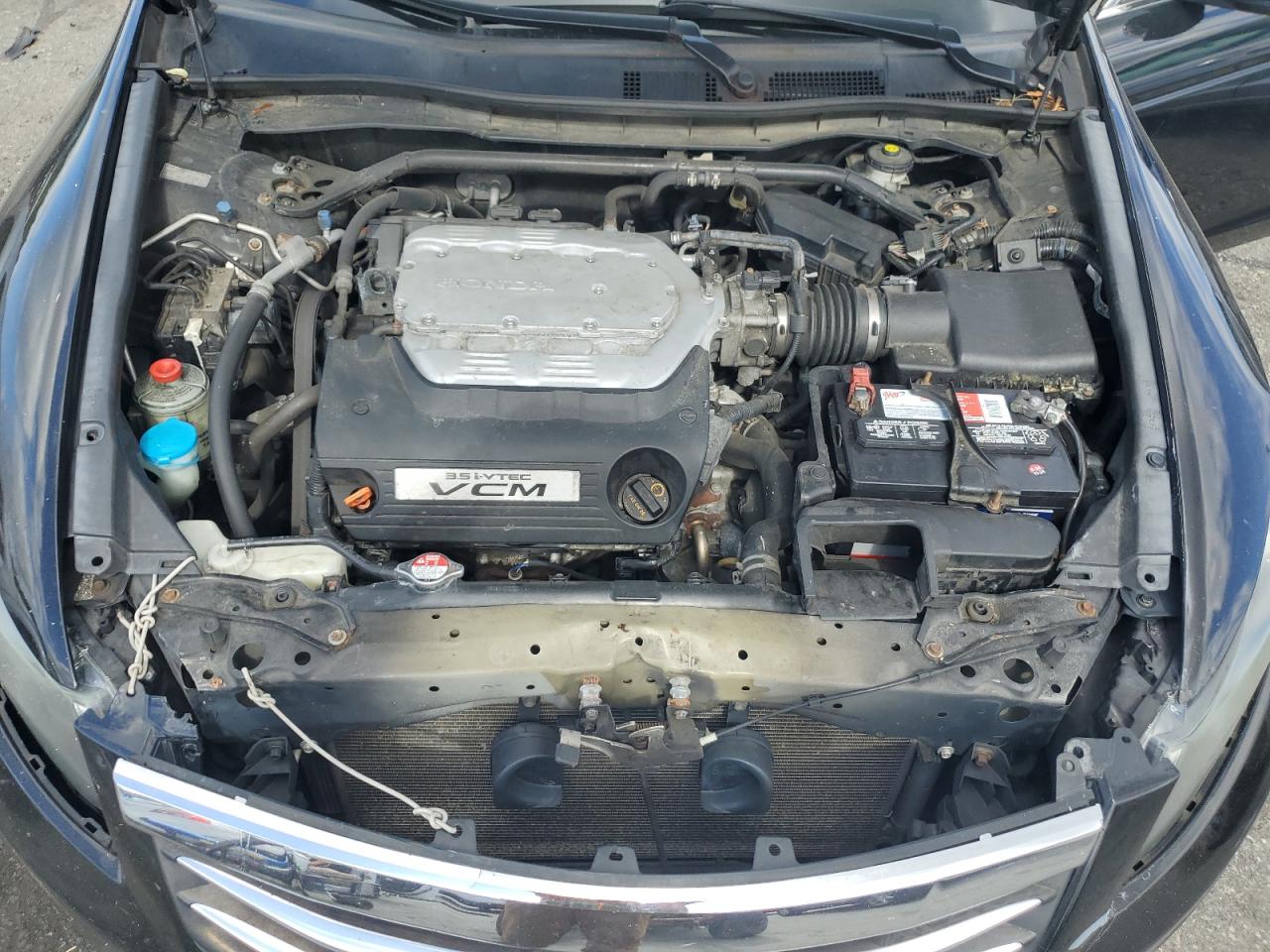 1HGCP3F8XBA002599 2011 Honda Accord Exl