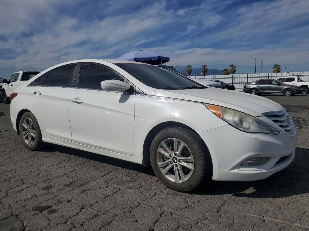 2013 Hyundai Sonata - Image 4