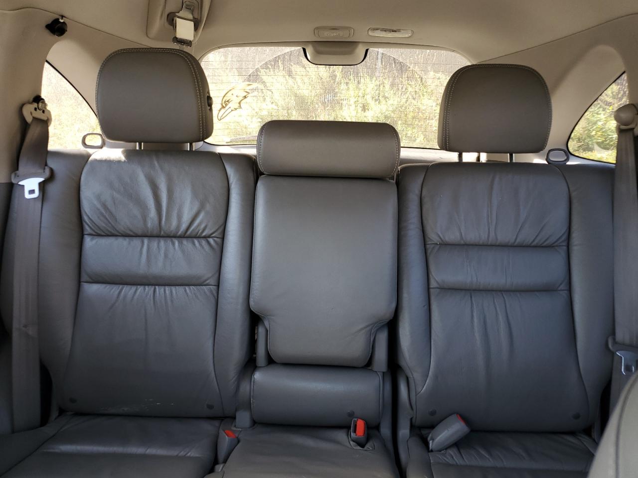 2010 Honda CR-V - Image 10