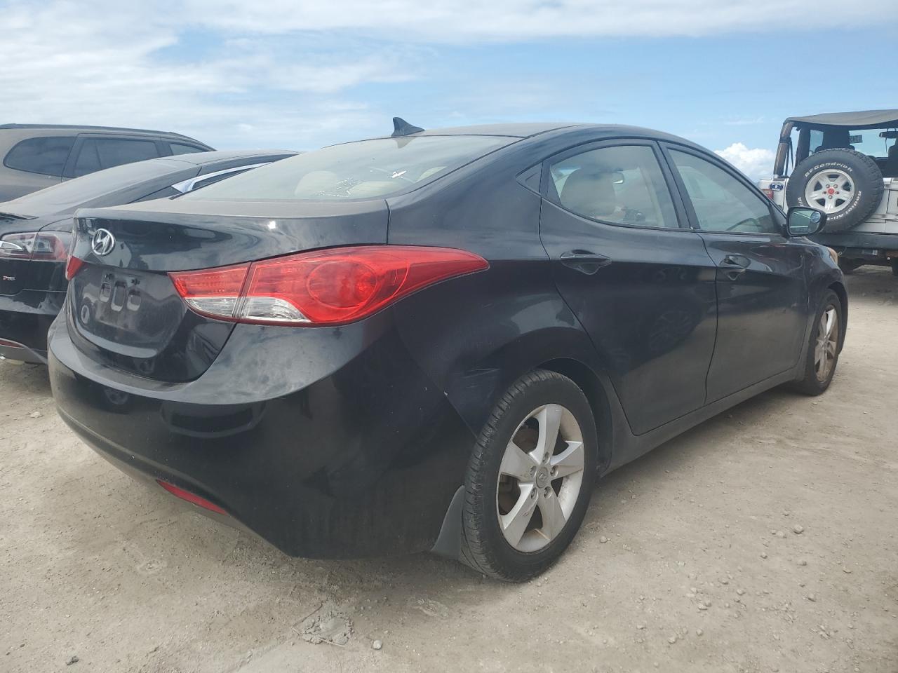 2013 Hyundai Elantra Gls VIN: 5NPDH4AE6DH317950 Lot: 75104654