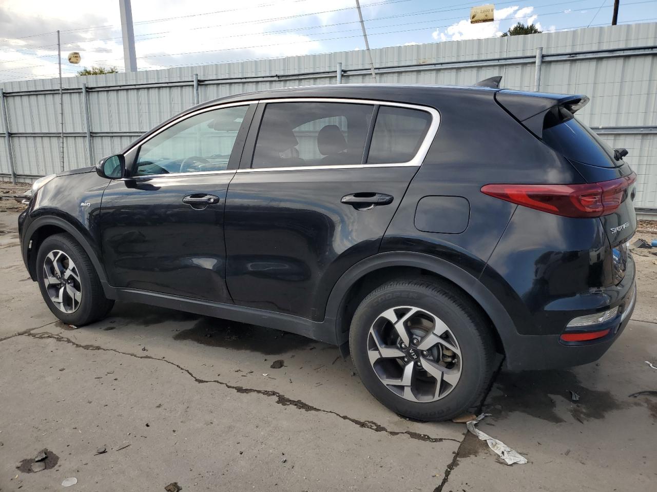 2022 Kia Sportage - Image 2