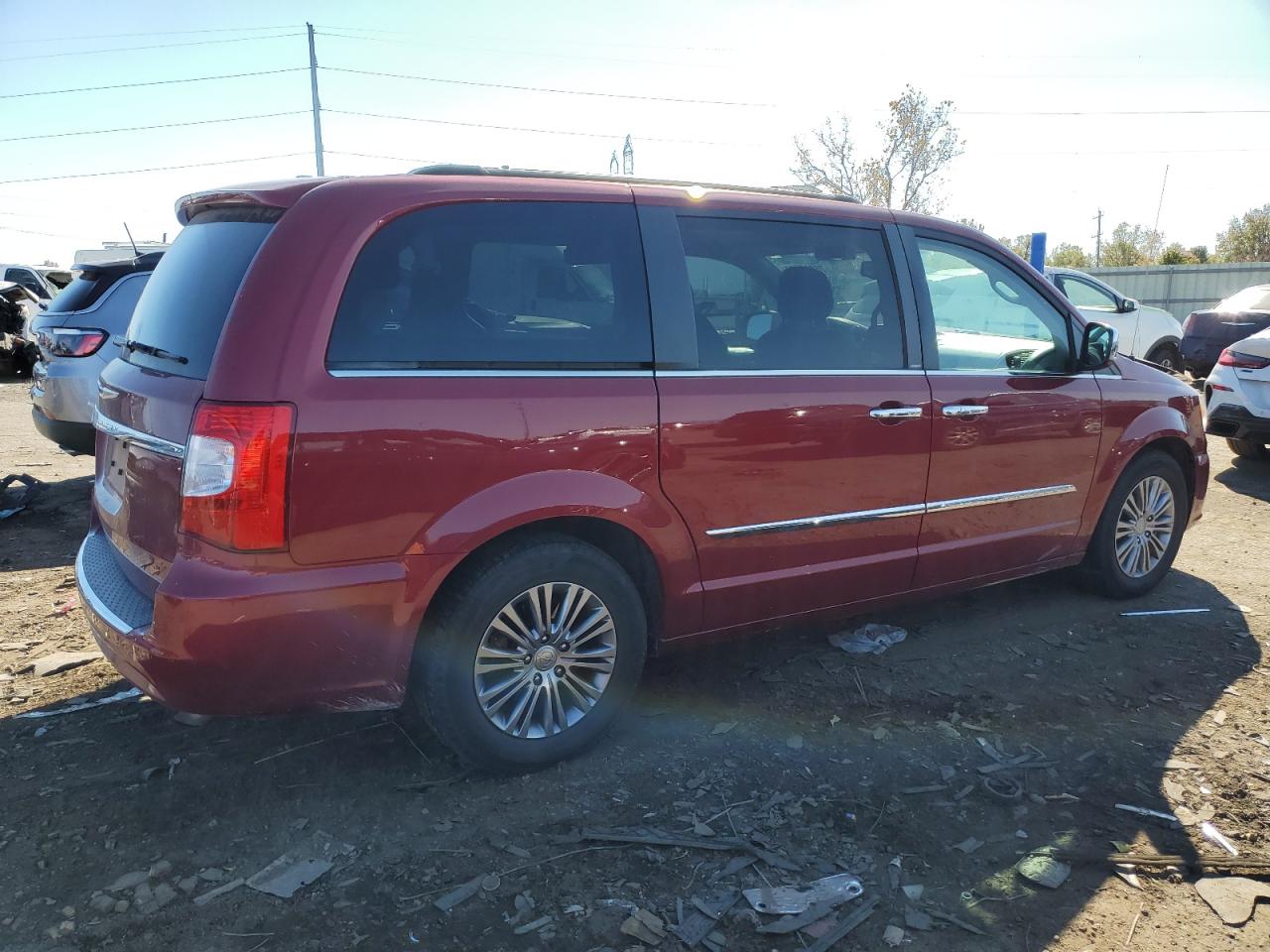 2014 Chrysler Town & Country Touring L VIN: 2C4RC1CGXER304009 Lot: 76869084