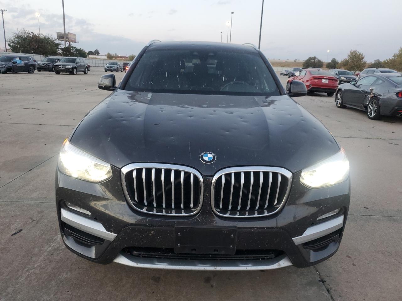 VIN 5UXTR9C58KLE20980 2019 BMW X3 no.5