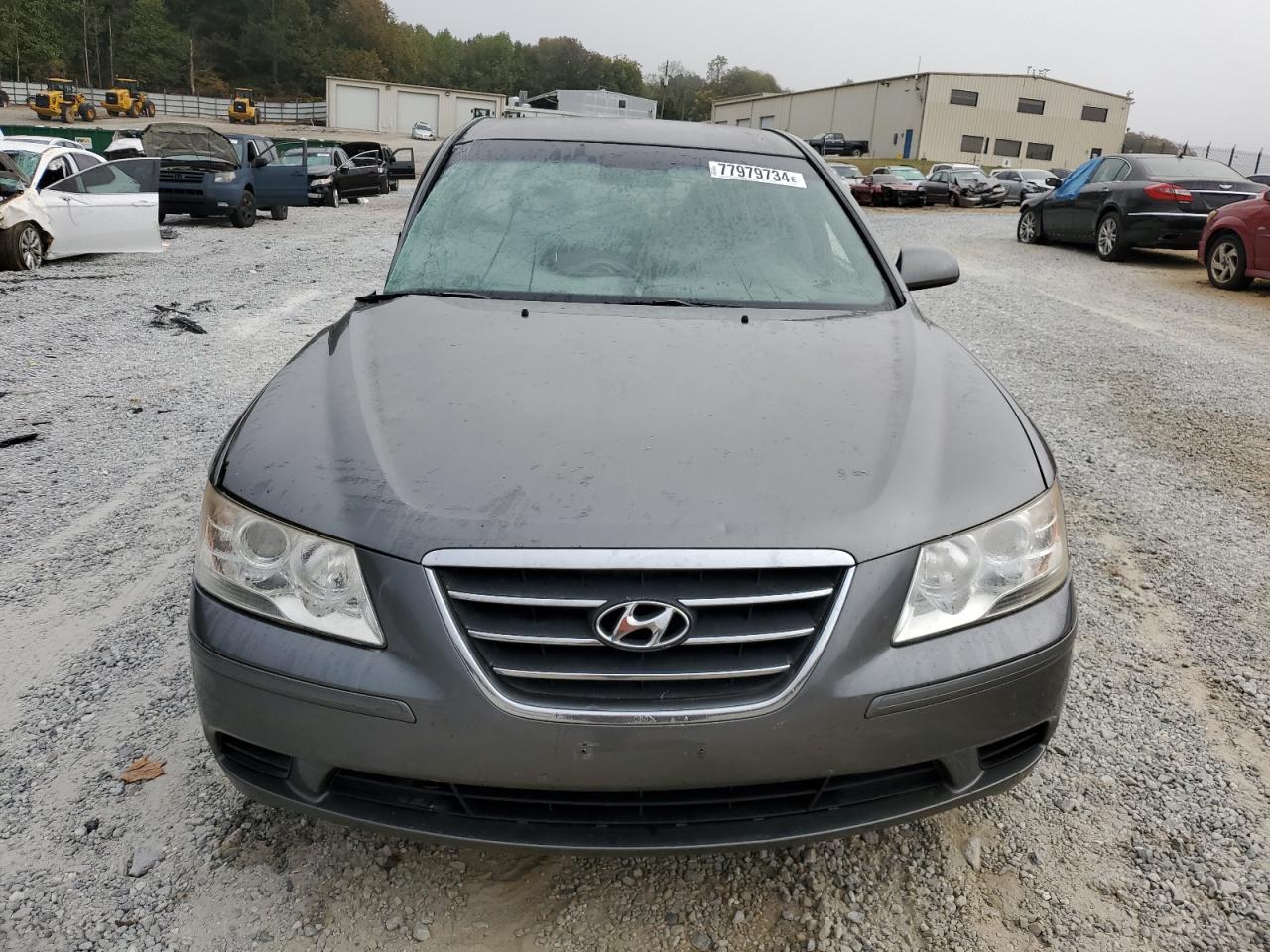 2010 Hyundai Sonata - Image 5