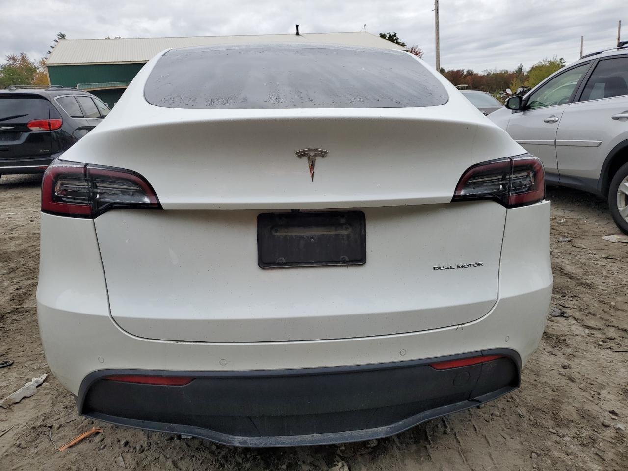 2020 Tesla Model Y VIN: 5YJYGDEE4LF027654 Lot: 74296404