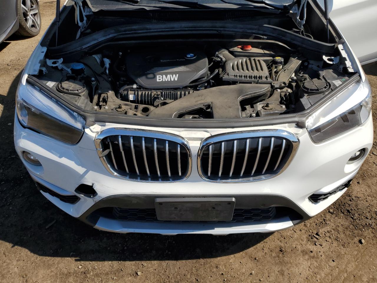 WBXHT3C36H5F87729 2017 BMW X1 xDrive28I