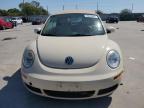 2006 Volkswagen New Beetle Convertible Option Package 1 продається в Wilmer, TX - Rear End