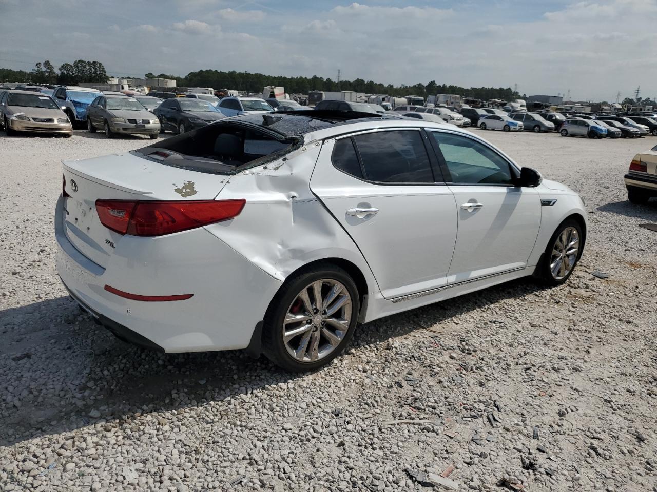 2015 Kia Optima - Image 3