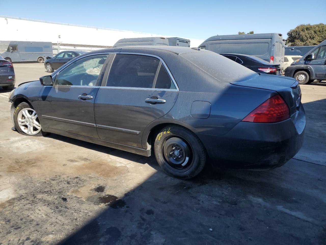 2006 Honda Accord - Image 2