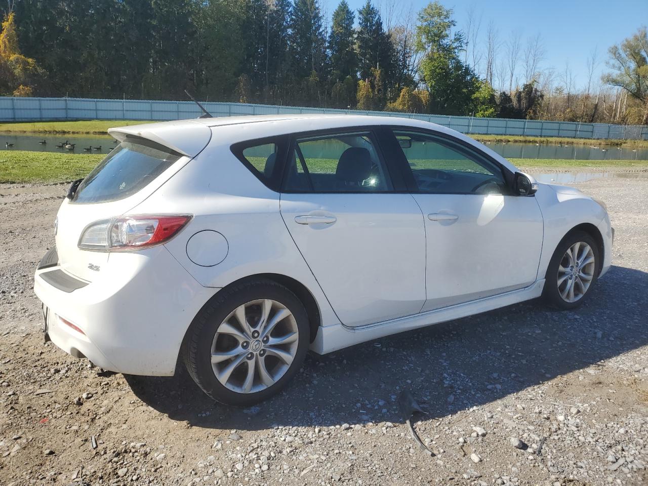 2010 Mazda 3 - Image 3