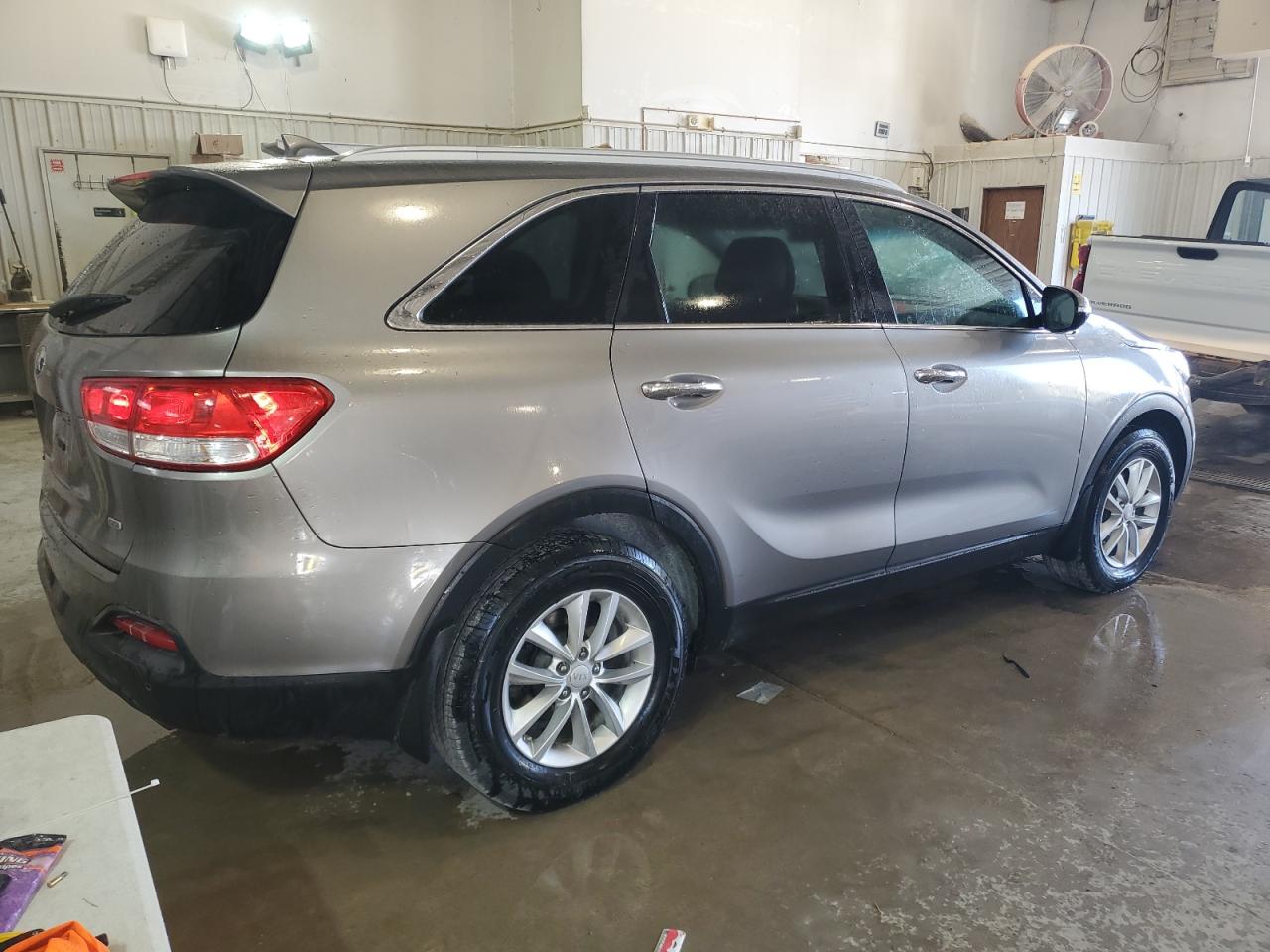 2016 Kia Sorento - Image 3