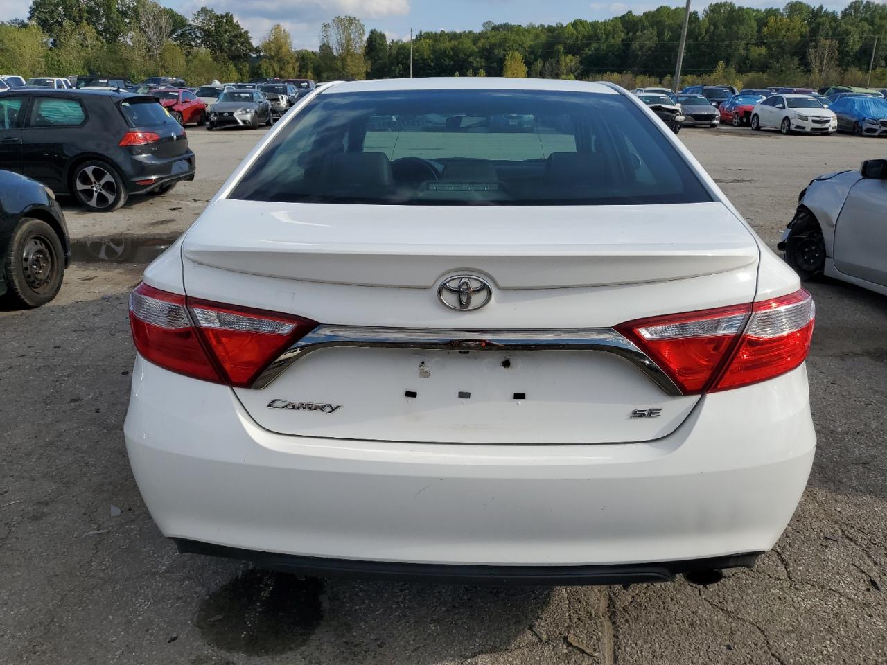 2016 Toyota Camry Le VIN: 4T1BF1FK8GU577993 Lot: 73477684