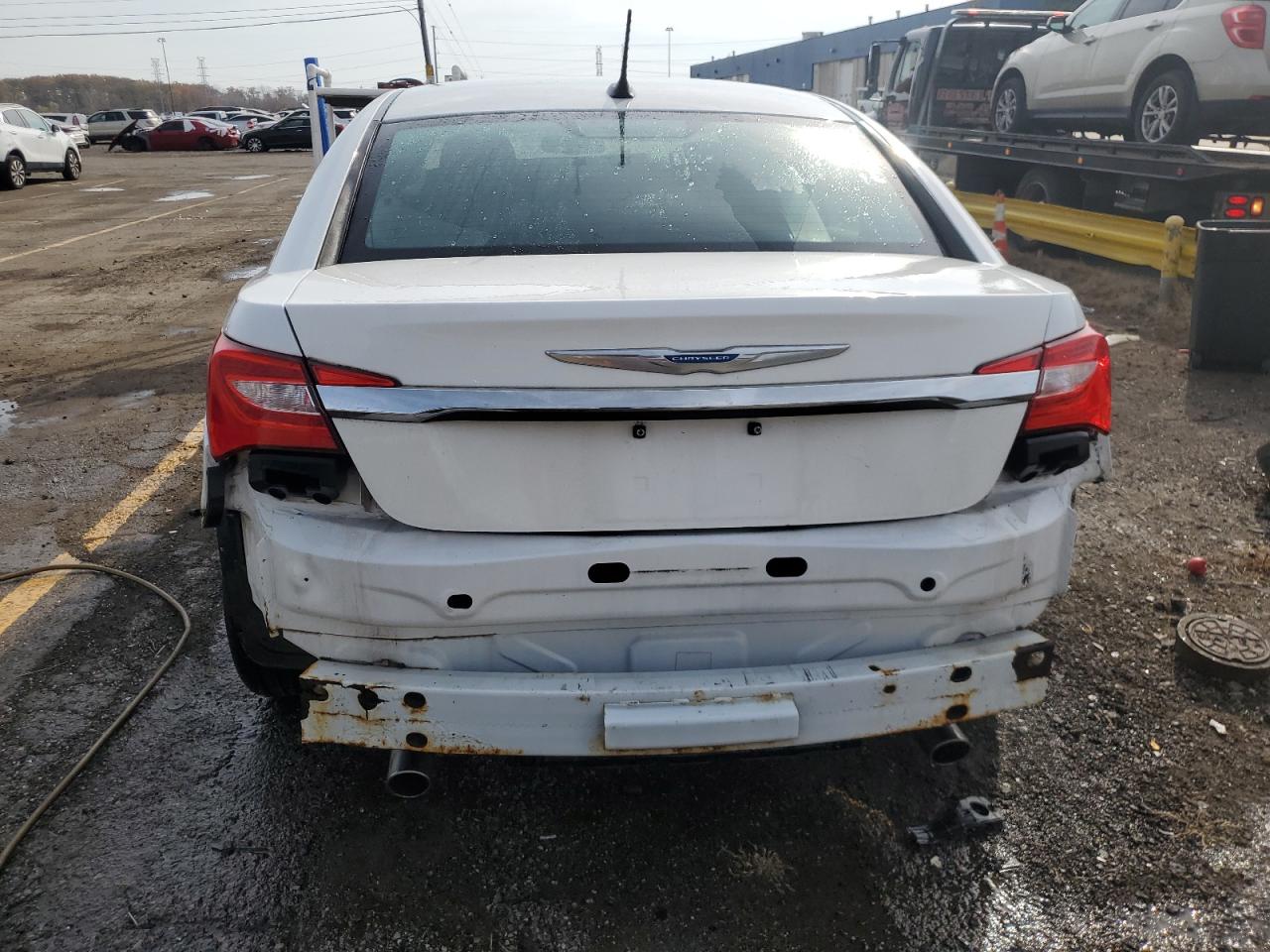 2013 Chrysler 200 Limited VIN: 1C3CCBCG2DN577912 Lot: 77876664