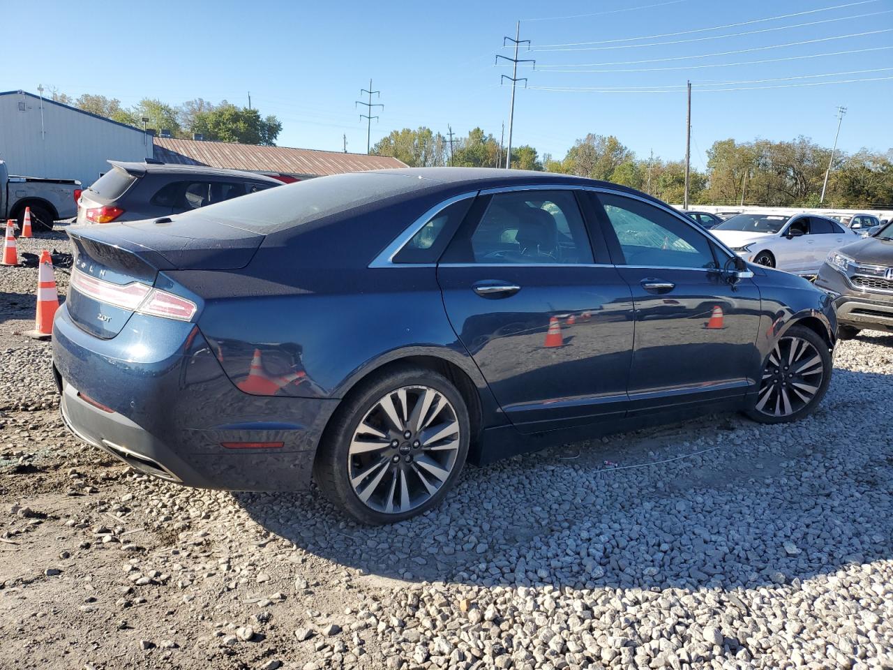 2017 Lincoln MKZ - Image 3