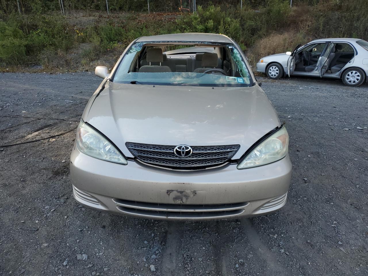 2004 Toyota Camry Le VIN: 4T1BE32K84U293182 Lot: 74183624