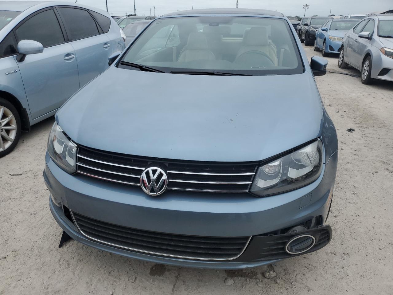 2014 Volkswagen Eos - Image 5