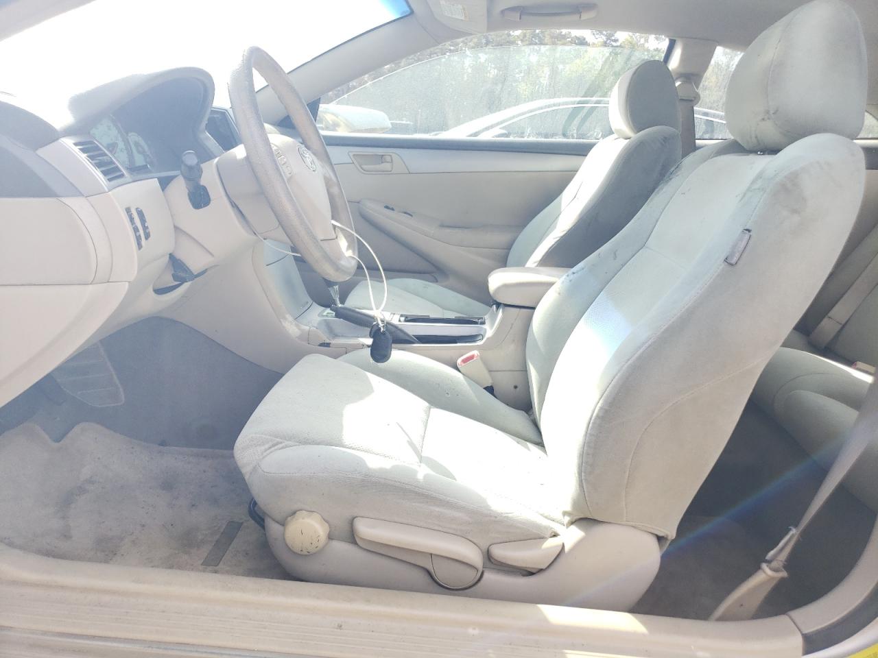 2005 Toyota Camry Solara - Image 7
