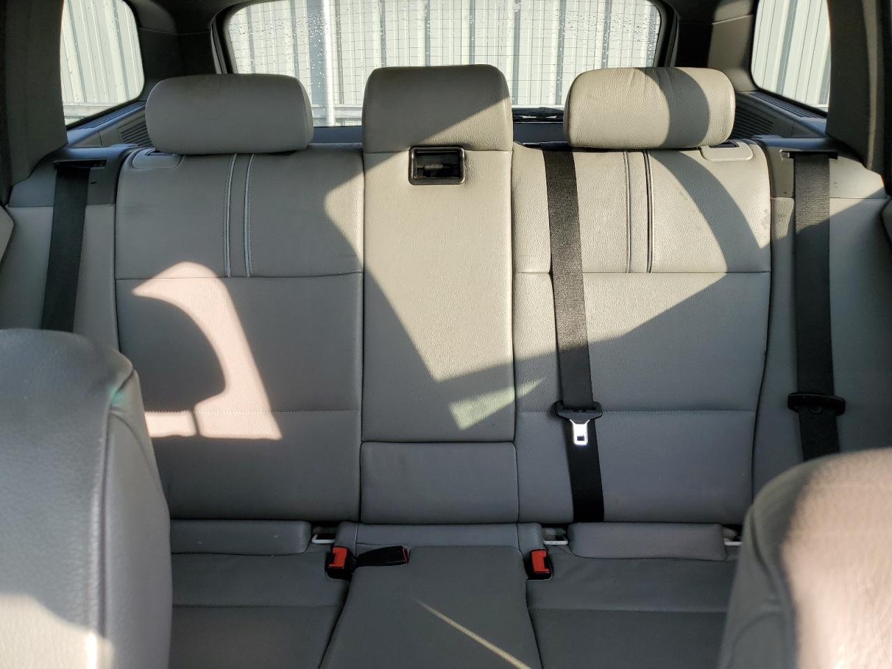 2005 BMW X3 - Image 10