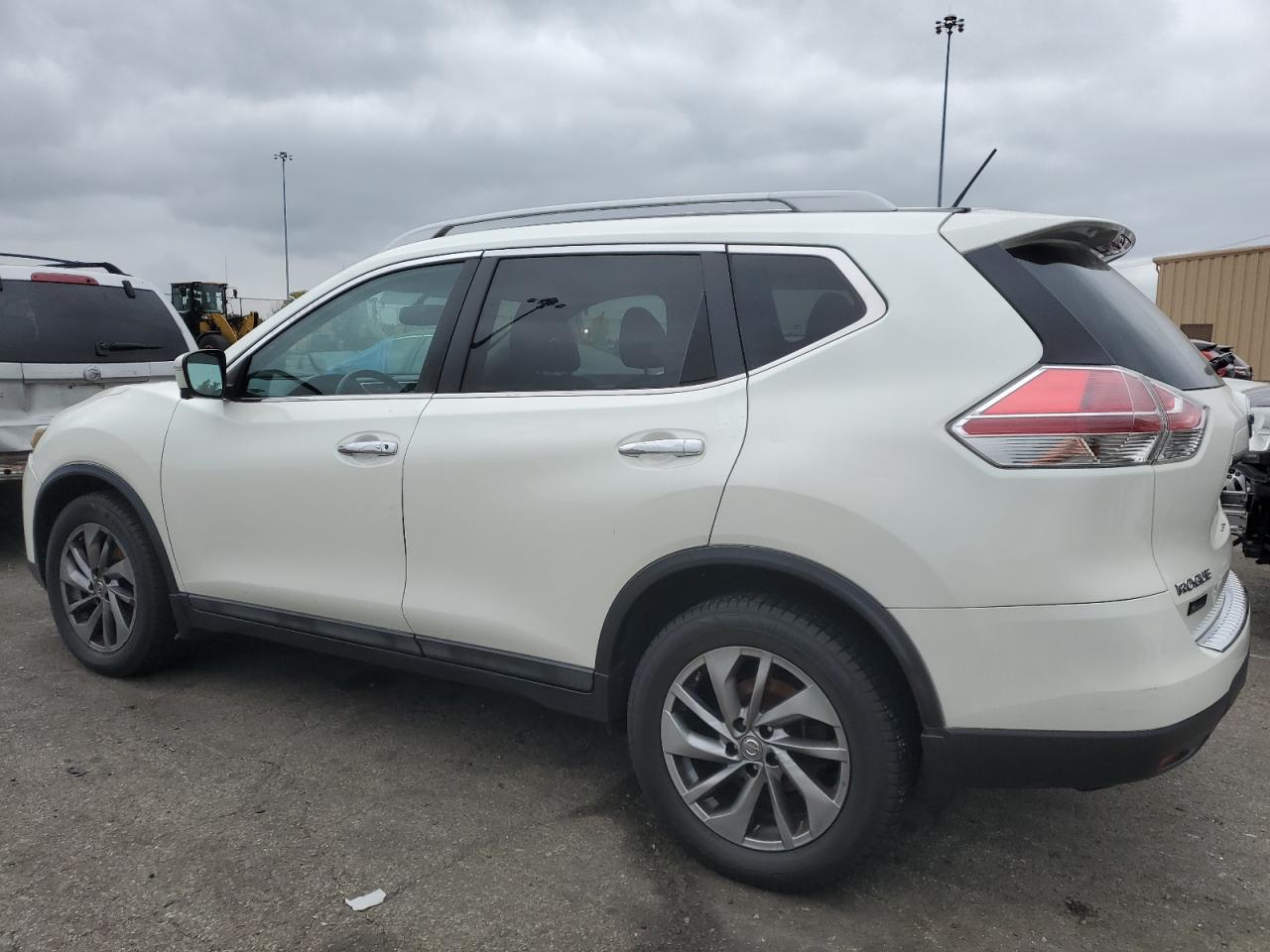 2015 Nissan Rogue S VIN: 5N1AT2MV3FC847532 Lot: 74571144