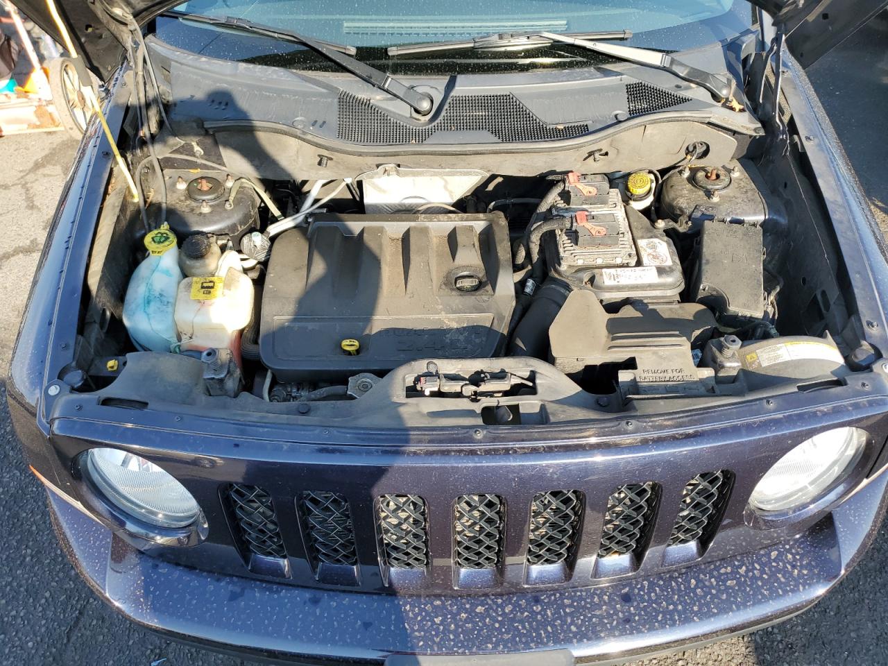 2011 Jeep Liberty (Patriot) - Image 12
