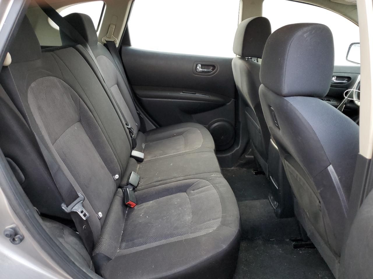2013 Nissan Rogue - Image 12
