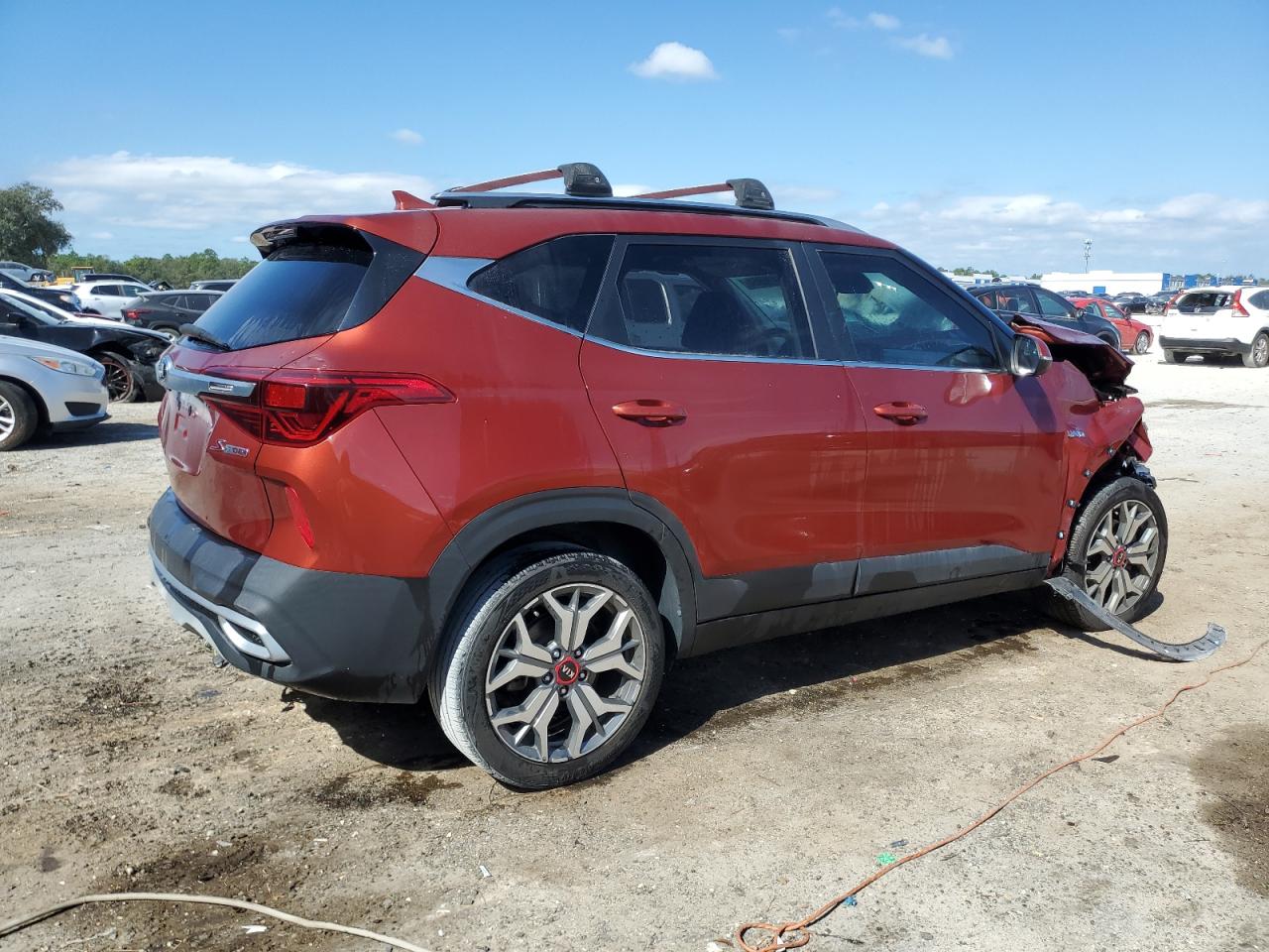 2021 Kia Seltos - Image 3