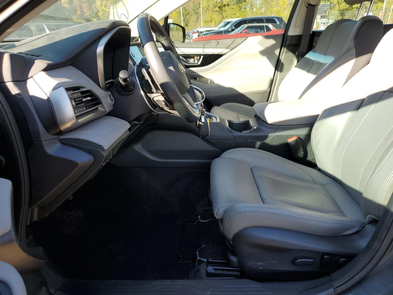 2022 Subaru Legacy - Image 7