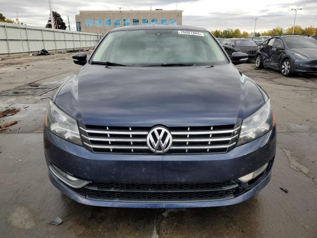  VOLKSWAGEN PASSAT 2014 Синий