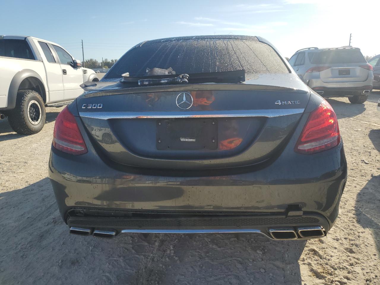 2015 Mercedes-Benz C 300 4Matic VIN: 55SWF4KB0FU092430 Lot: 77398484