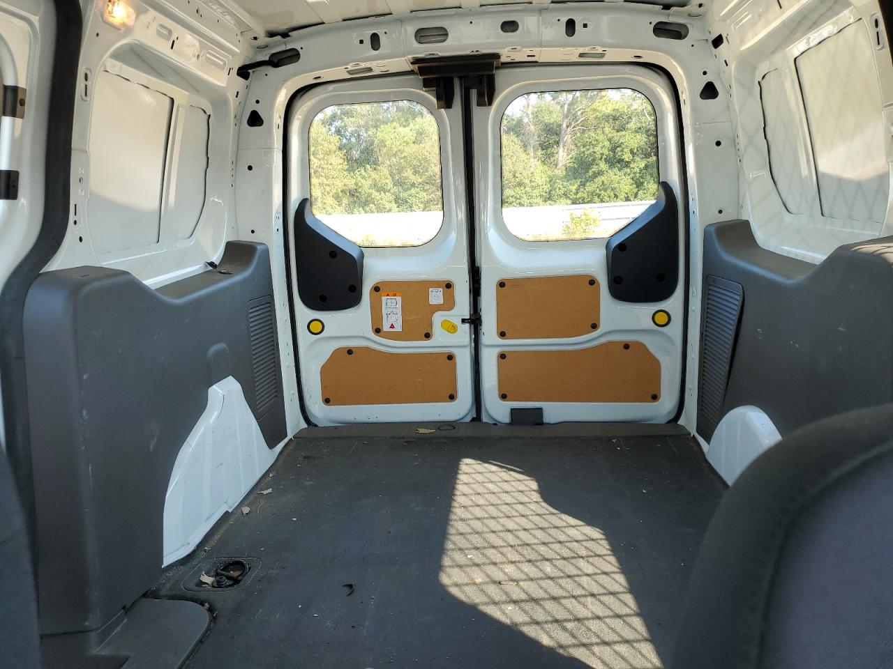 2022 Ford Transit - Image 10
