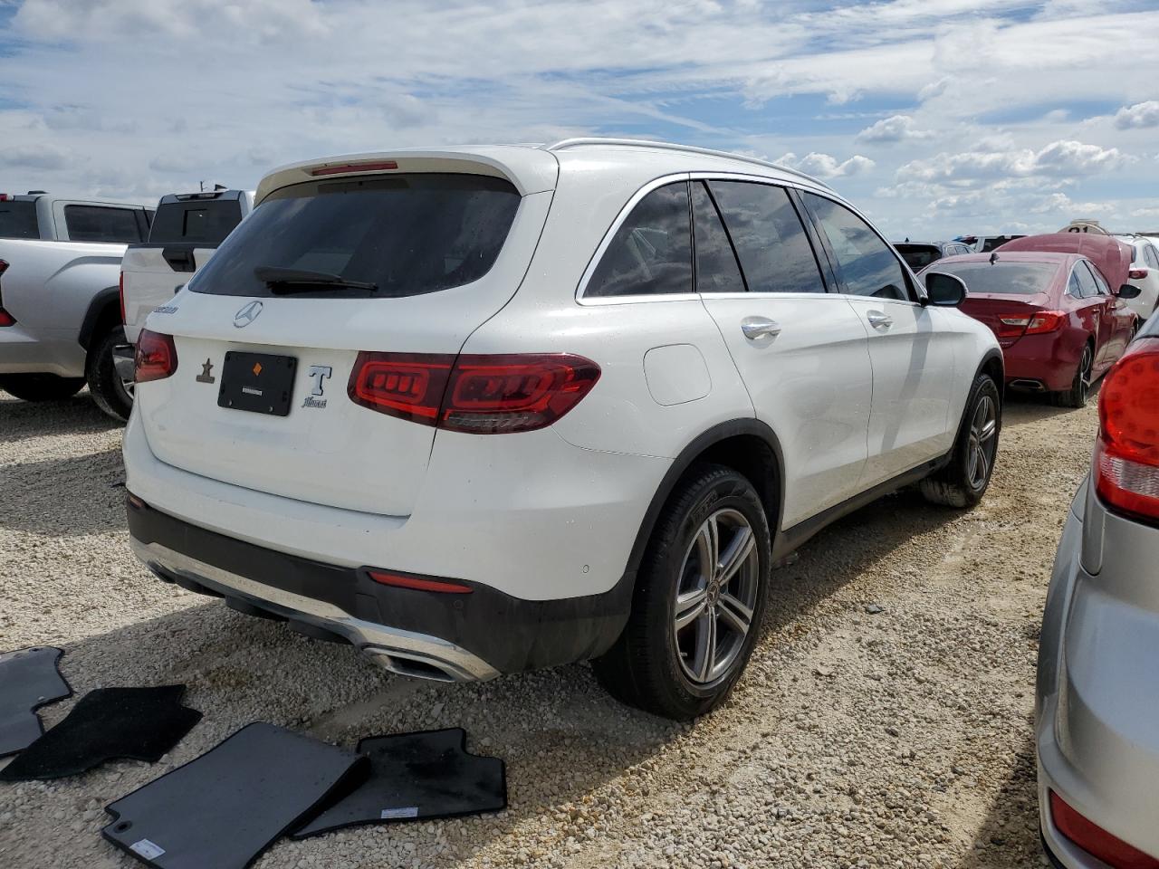 2020 Mercedes-Benz GLC - Image 3