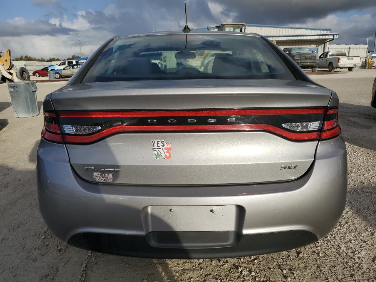 2015 Dodge Dart - Image 6