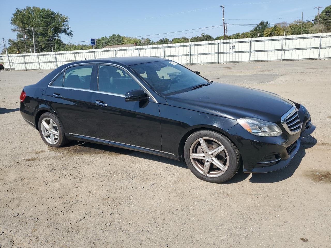 VIN WDDHF5KB2EA806412 2014 MERCEDES-BENZ E-CLASS no.4