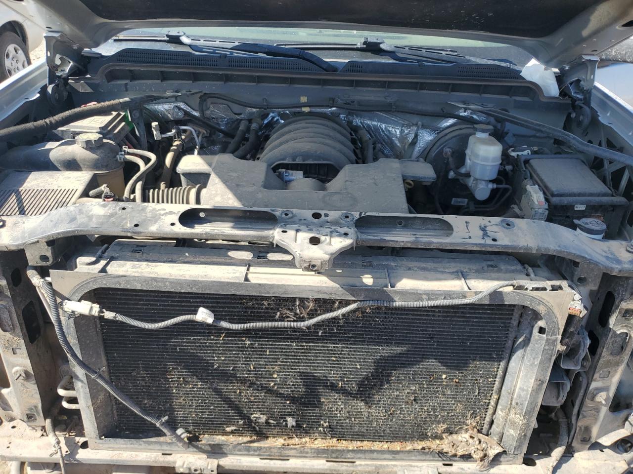 2018 Chevrolet Silverado - Image 11
