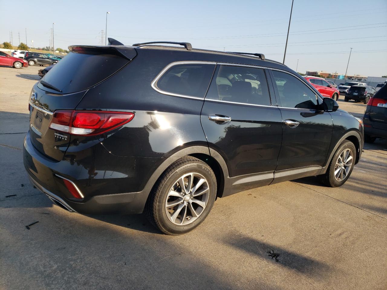 2019 Hyundai Santa Fe - Image 3