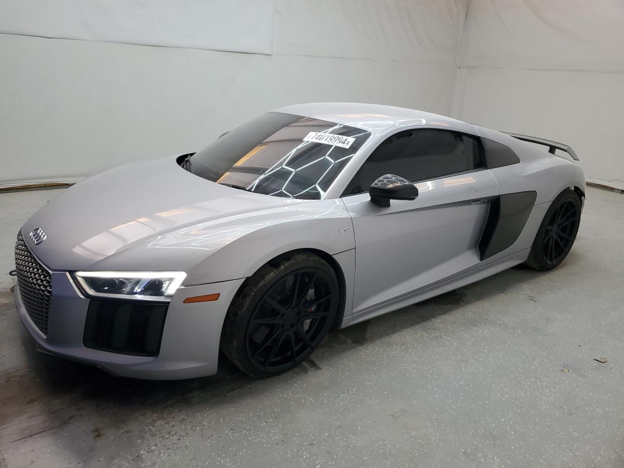 WUAKBAFX3H7901379 2017 AUDI R8 - Image 1