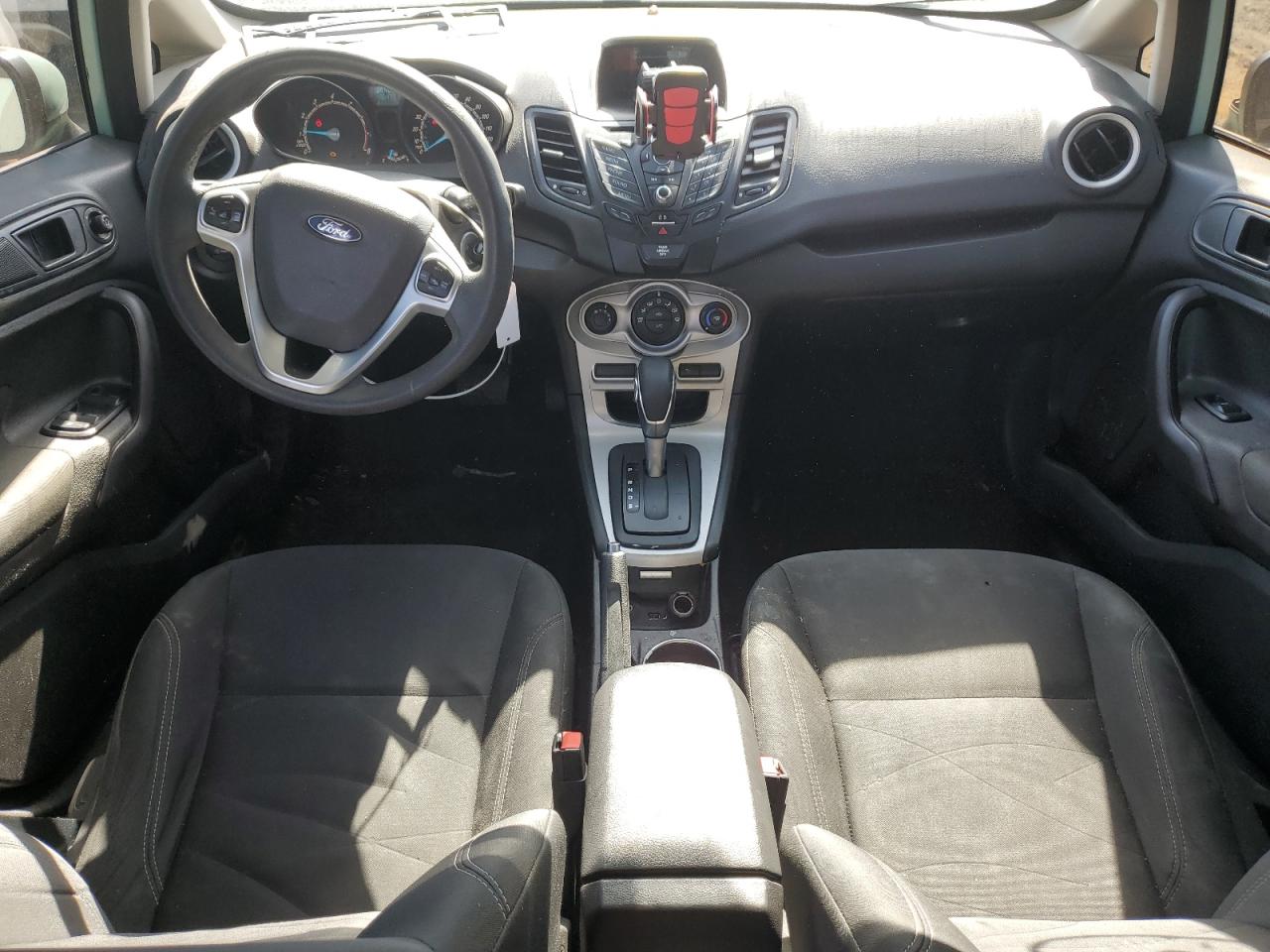 2017 Ford Fiesta - Image 8