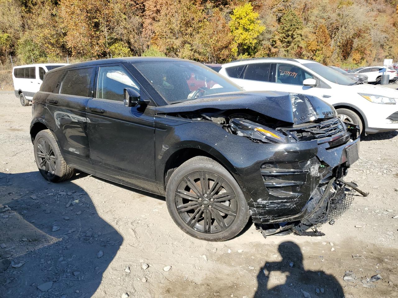 2024 Land Rover Range Rover - Image 4