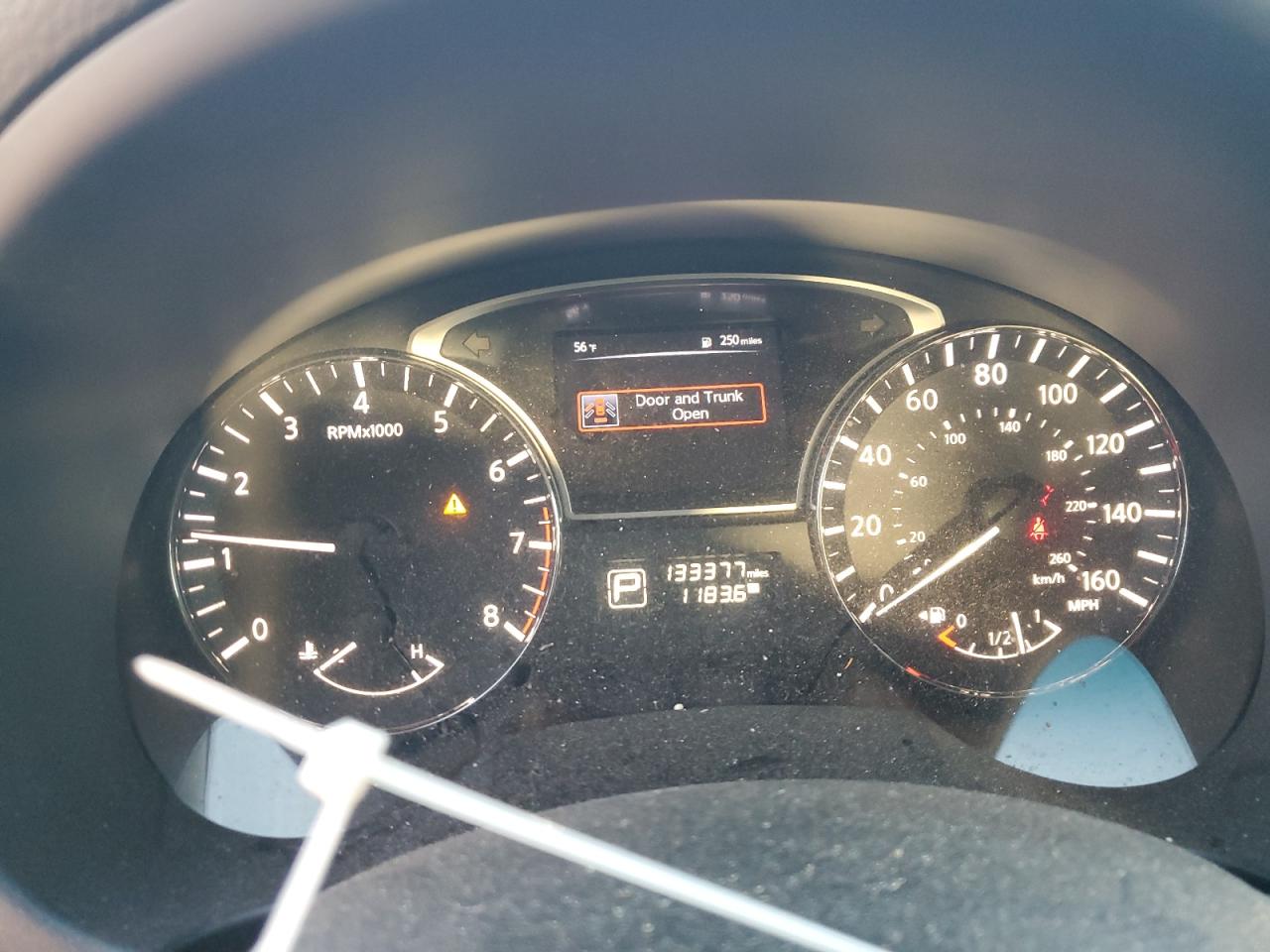 2015 Nissan Altima - Image 9