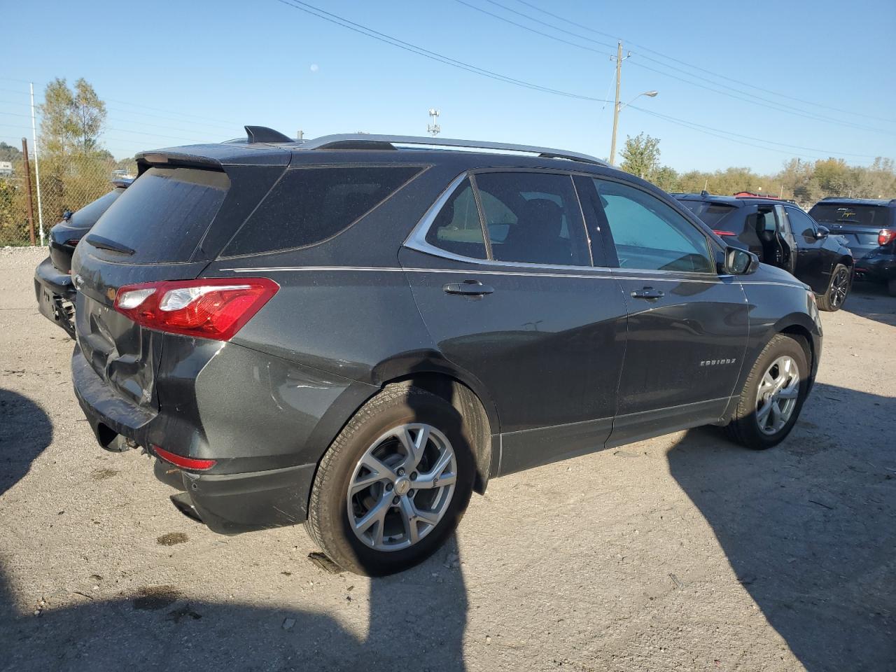 2020 Chevrolet Equinox - Image 3