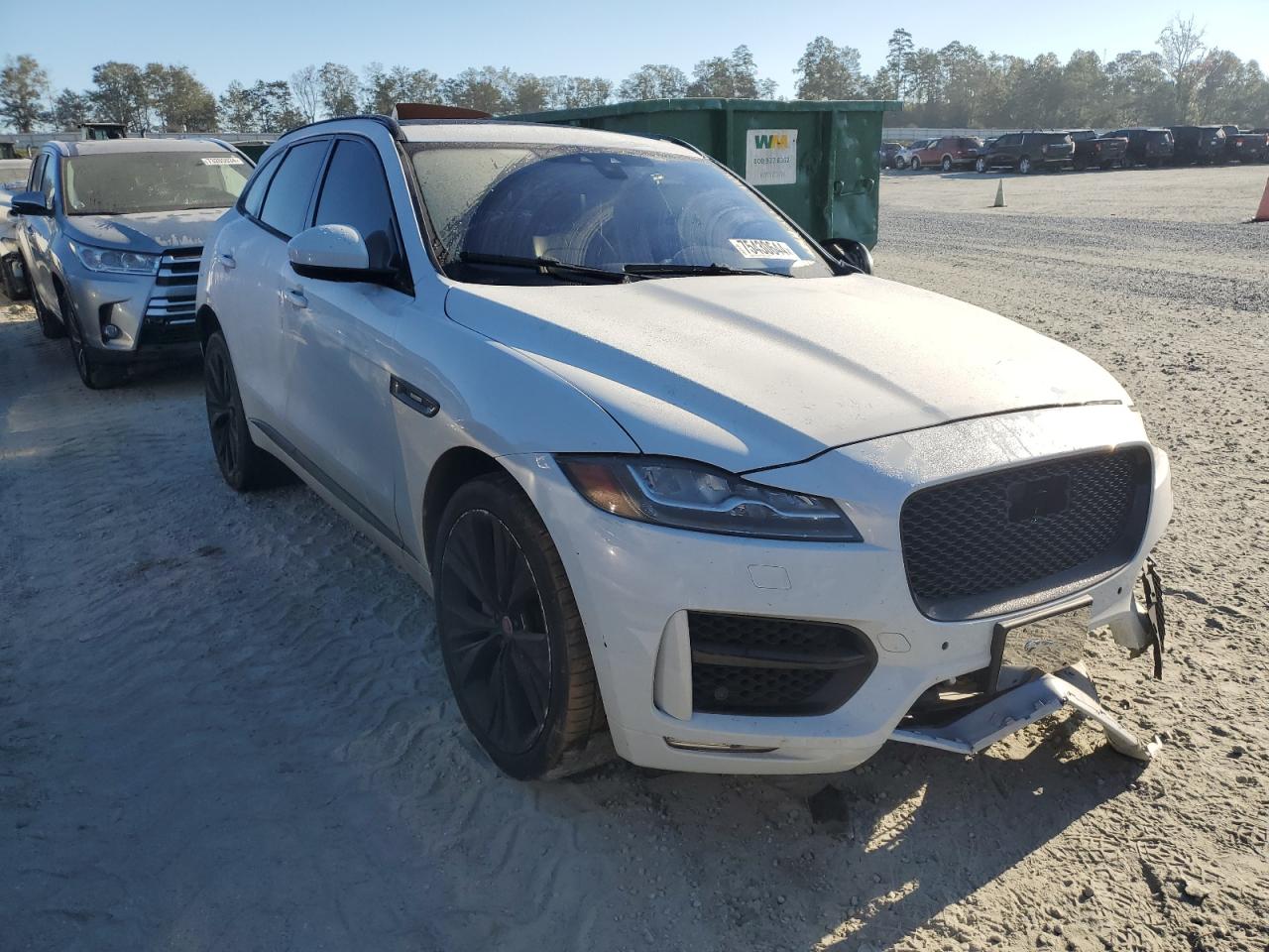 2019 Jaguar F-Pace - Image 4