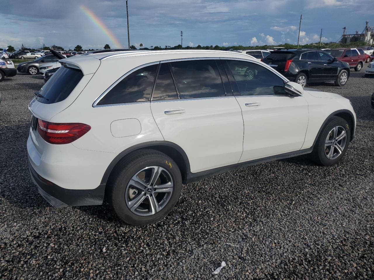 VIN WDC0G4JB1JV102747 2018 MERCEDES-BENZ GLC-CLASS no.3