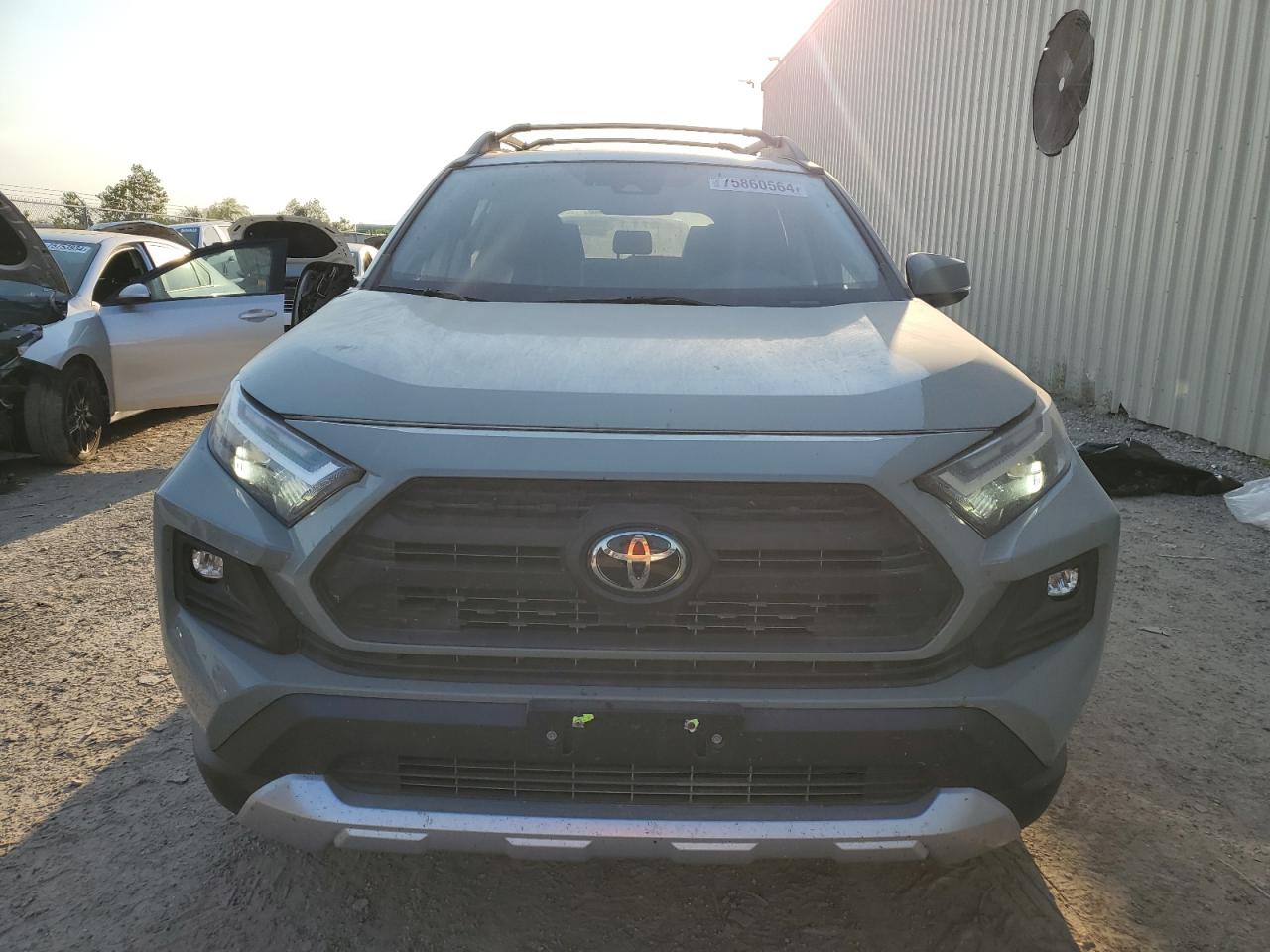 2023 Toyota RAV 4 - Image 5