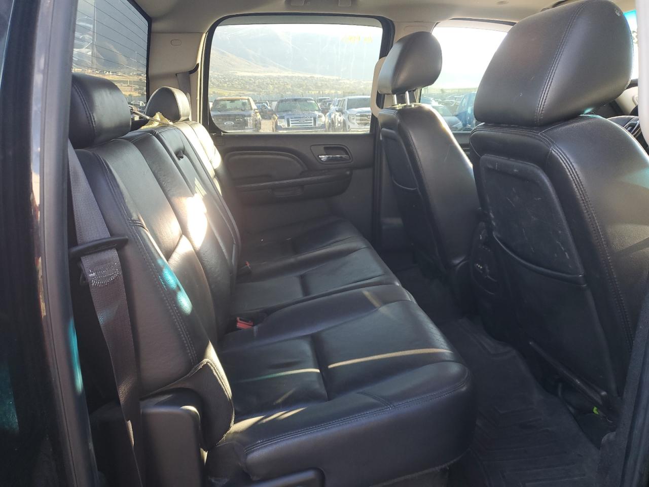 2011 GMC Sierra - Image 11