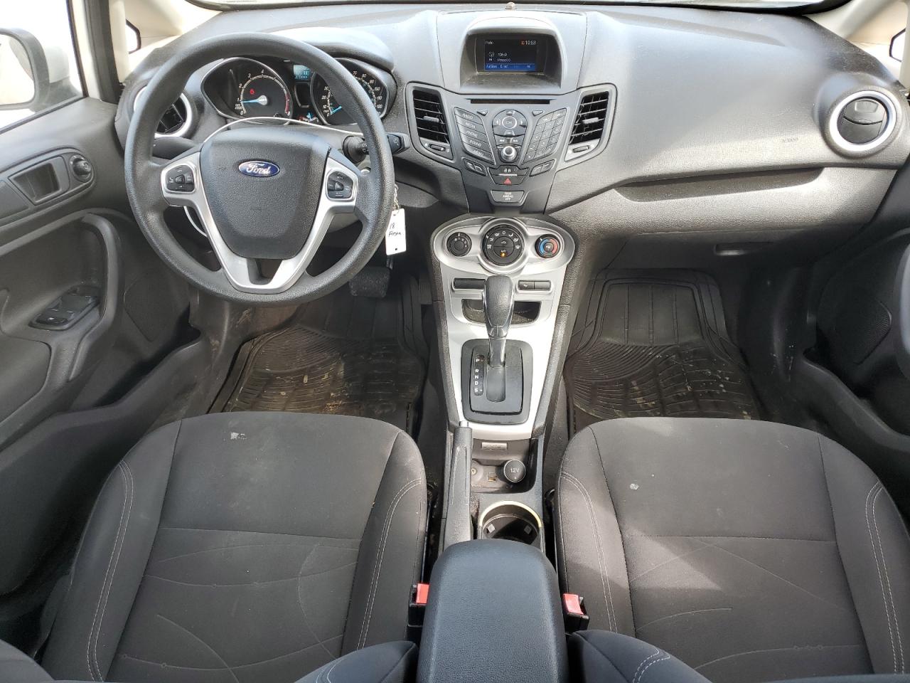 VIN 3FADP4BJ0JM118449 2018 FORD FIESTA no.8