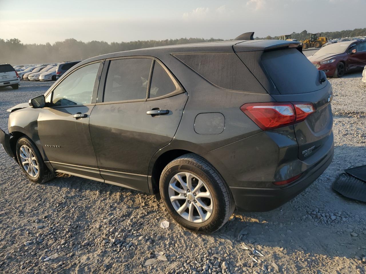 2019 Chevrolet Equinox - Image 2