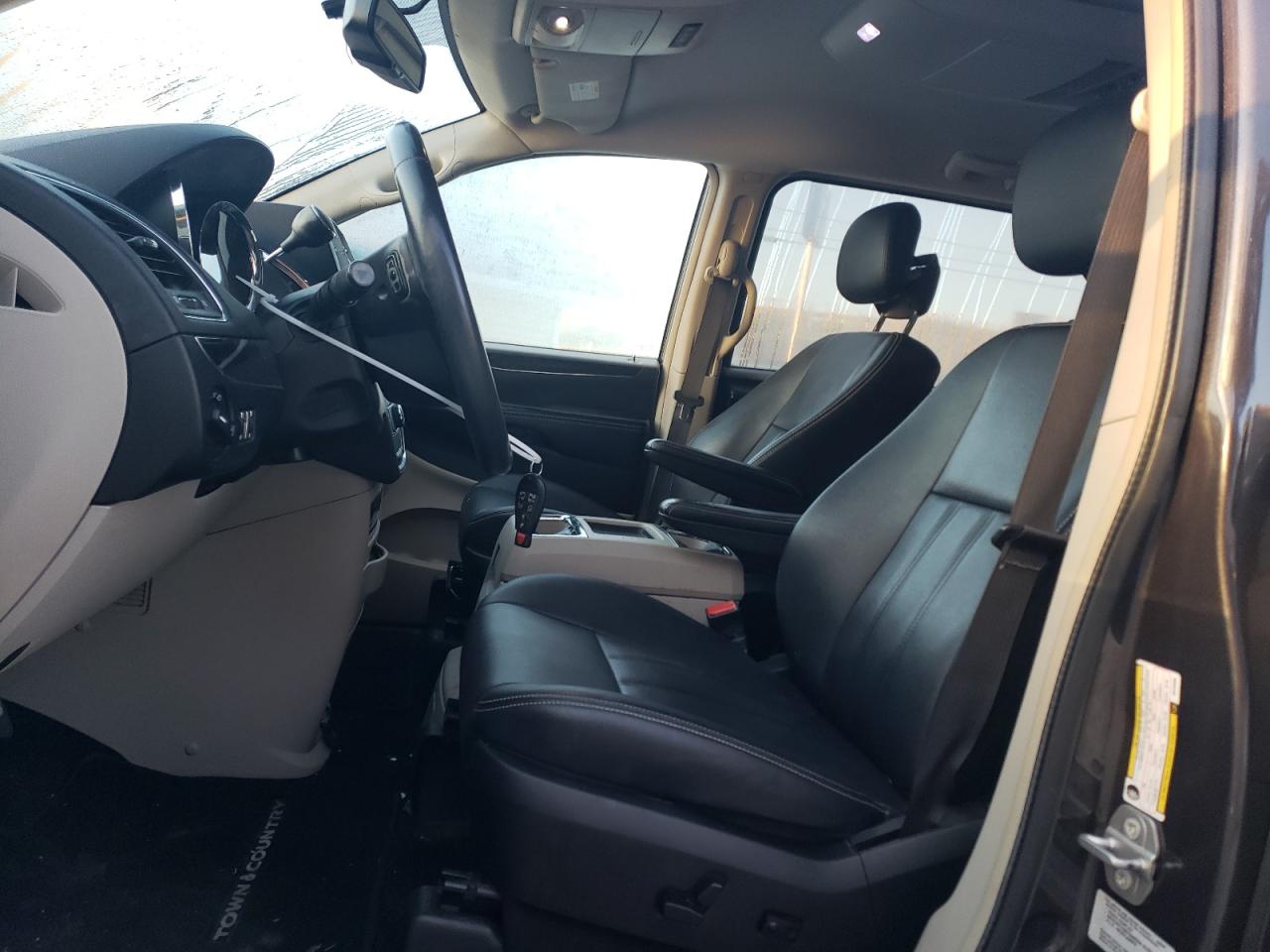 2016 Chrysler Town & Country Touring VIN: 2C4RC1BG5GR150006 Lot: 77200214