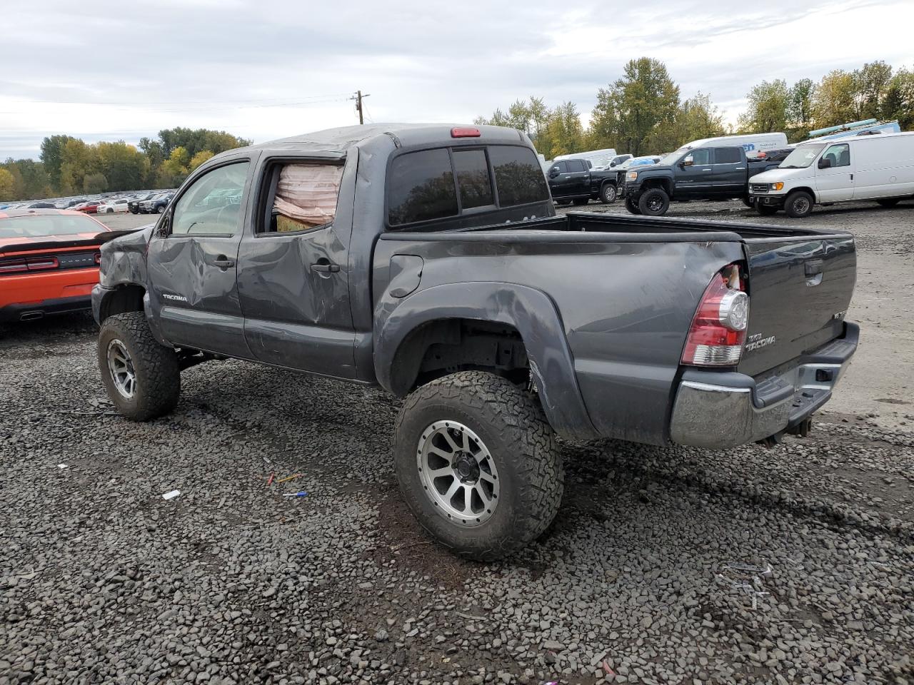 VIN 3TMLU4EN8DM112285 2013 TOYOTA TACOMA no.2